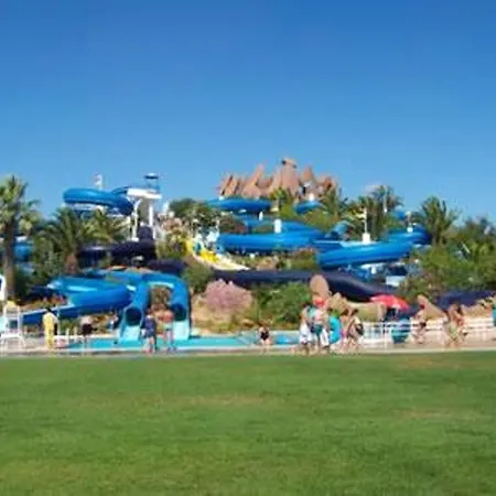 Spacious In Albufeira 80 M² Pool & Mountain View Apartamento