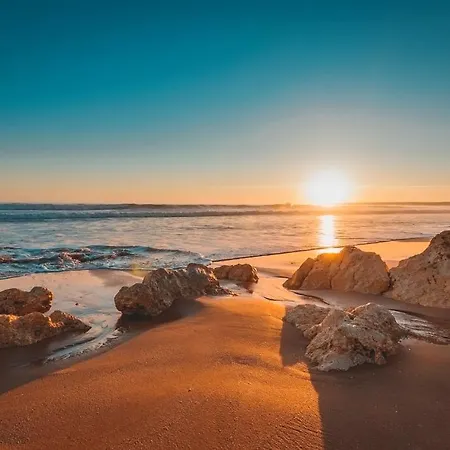 Apartamento Spacious In Albufeira 80 M² With Shared Pool Olhos de Agua (Albufeira)