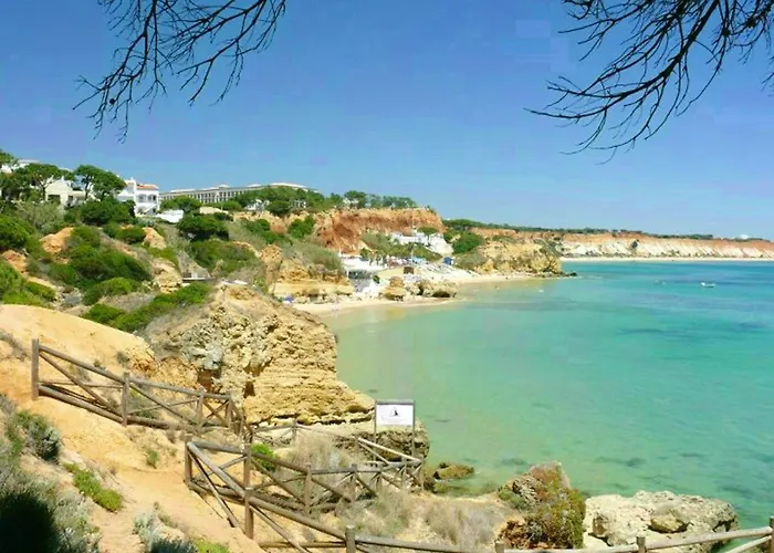 Lägenhet Spacious In Albufeira 80 M² With Shared Pool Olhos de Agua (Albufeira)