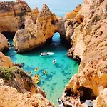 Apartmán Spacious In Albufeira 80 M² With Shared Pool *
