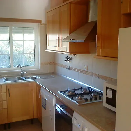 Spacious In Albufeira 80 M² With Shared Pool