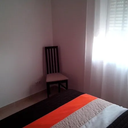 Spacious In Albufeira 80 M² With Shared Pool Διαμέρισμα Olhos de Αgua