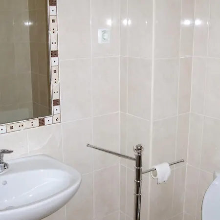 Spacious In Albufeira 80 M² With Shared Pool Lejlighed Olhos de Agua (Albufeira)