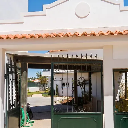 Lejlighed Spacious In Albufeira 80 M² With Shared Pool
