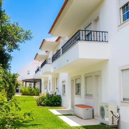 شقة Spacious In Albufeira 80 M² With Shared Pool *