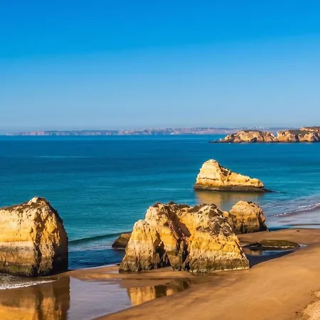 Spacious In Albufeira 80 M² With Shared Pool Lejlighed Olhos de Agua (Albufeira)