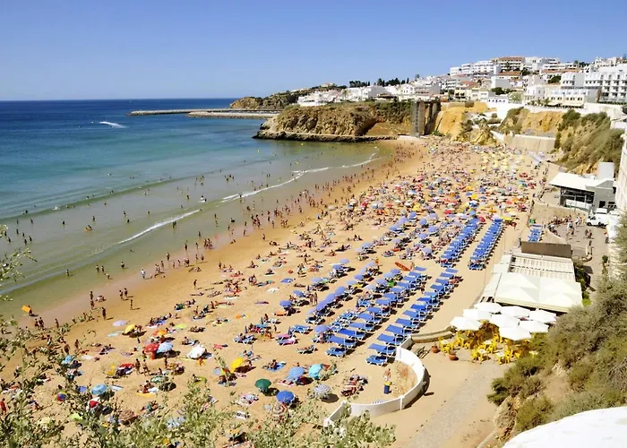 Spacious In Albufeira 80 M² With Shared Pool Olhos de Agua (Albufeira)